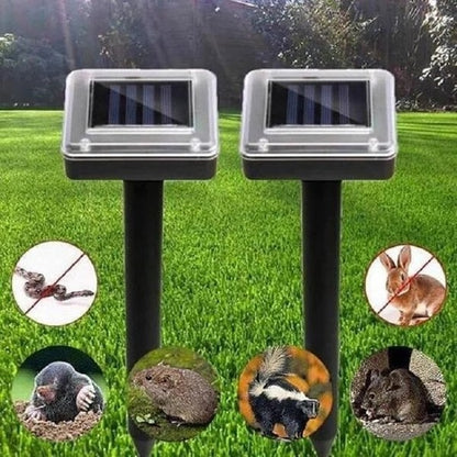 🔥Solar Powered Mole Repellent (Same for snakes/pests/rodents)