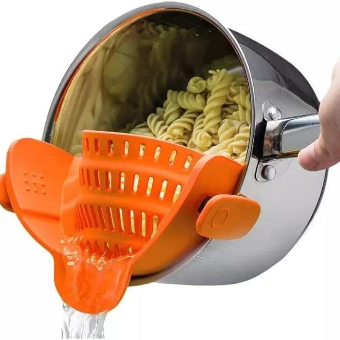 🏠 The Must-Have Kitchen Gadget🍝Silicone Pot Strainer