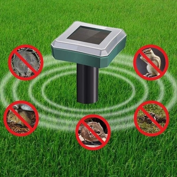 🔥Solar Powered Mole Repellent (Same for snakes/pests/rodents)